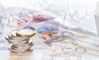 Spekulation, Finanzen Euro, Börsencharts und Hochhäuser, Panorama, Hintergrund